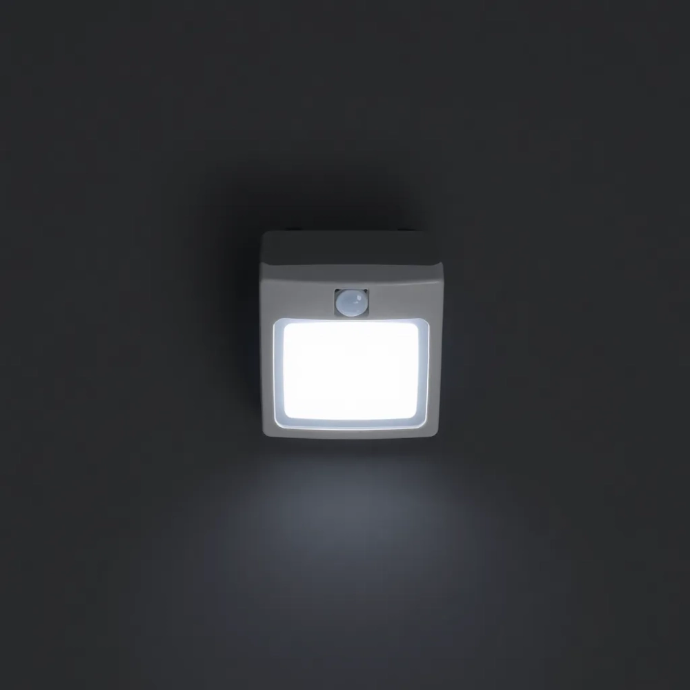 Lampa do piwnicy z czujnikiem ruchu