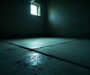 Izolacja podłogi w starej piwnicy