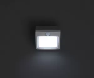 Lampa do piwnicy z czujnikiem ruchu